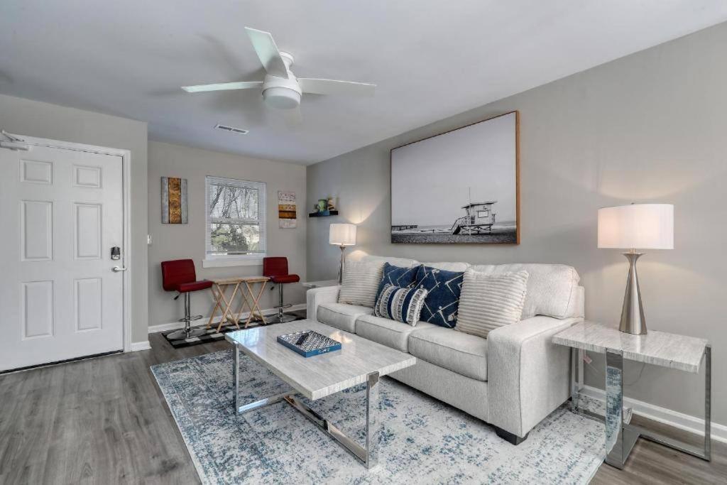 Stylish Haven New Walk To The Ocean Smart Tvs Wifi Apartment Myrtle Beach Bagian luar foto